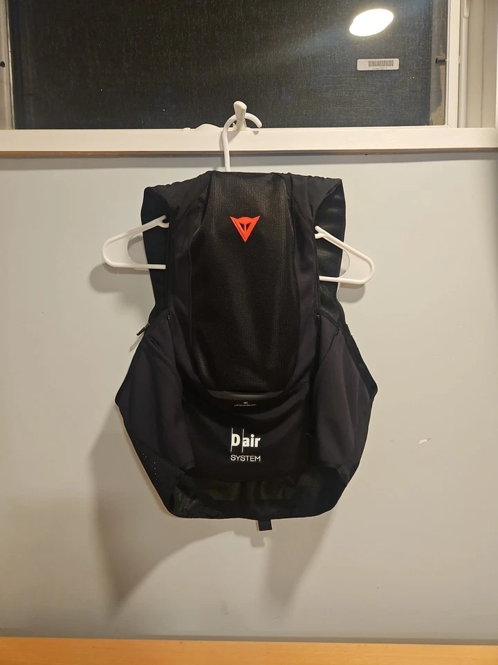 Dainese SMART AIR - COLETE DE MOTOCICLETA Tamanho M/L Nova versão - Imagem 2 de 3