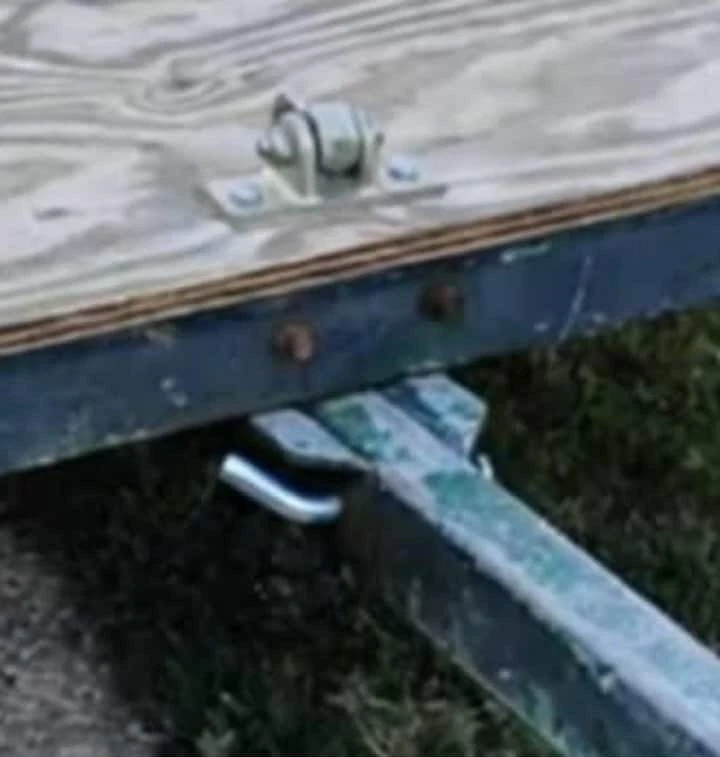 ​¡Remolque utilitario 4K! RARO Cama Inclinable/Vuelco, Neumáticos Nuevos, Rampas, ¡Titulado! Foto 4 de 4