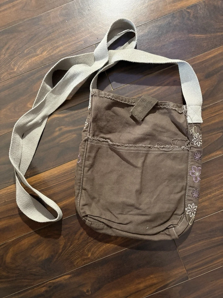 Сумка через плечо Thirty-One ретро Metro коричневая холщовая с цветочной вышивкой богемная сумочка - Изображение 2 из 4