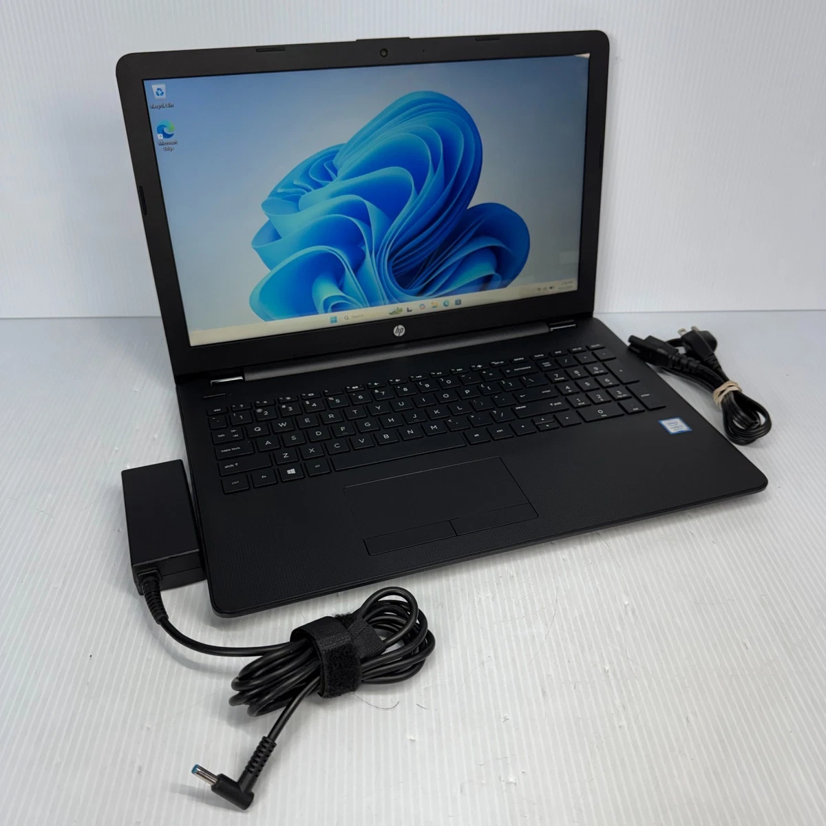 HP Intel Core i3 7th Gen. PC Laptops & Netbooks 15-15.9 in Screen
