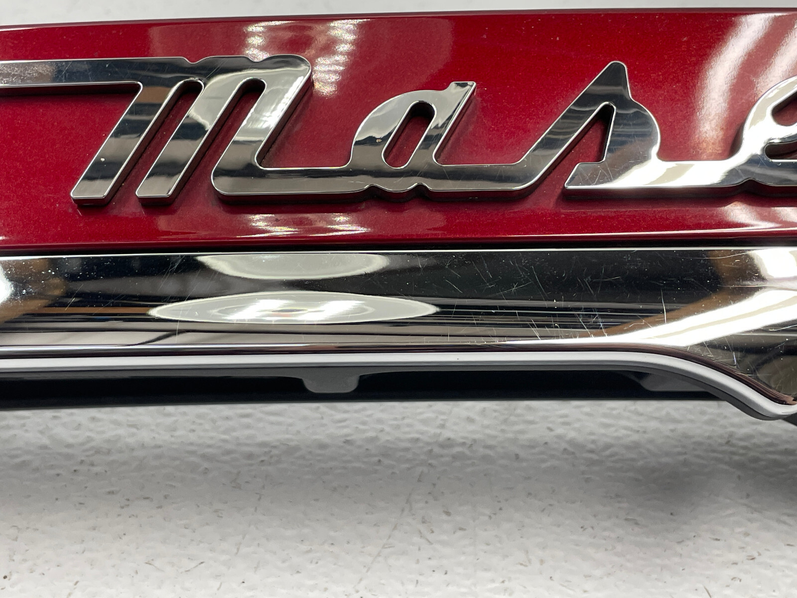 2014-2017 Maserati Ghibli S Rear Trunk Lid Trim Molding W/Chrome 1504 OEM