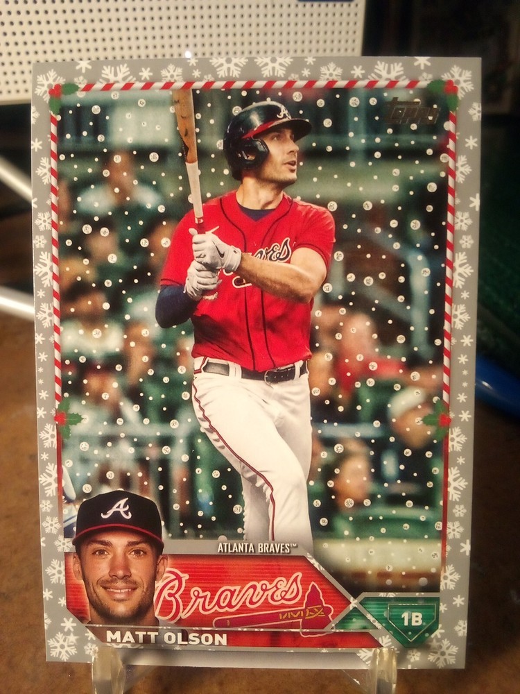 Matt Olson 2023 Topps Holiday Metallic Silver Braves