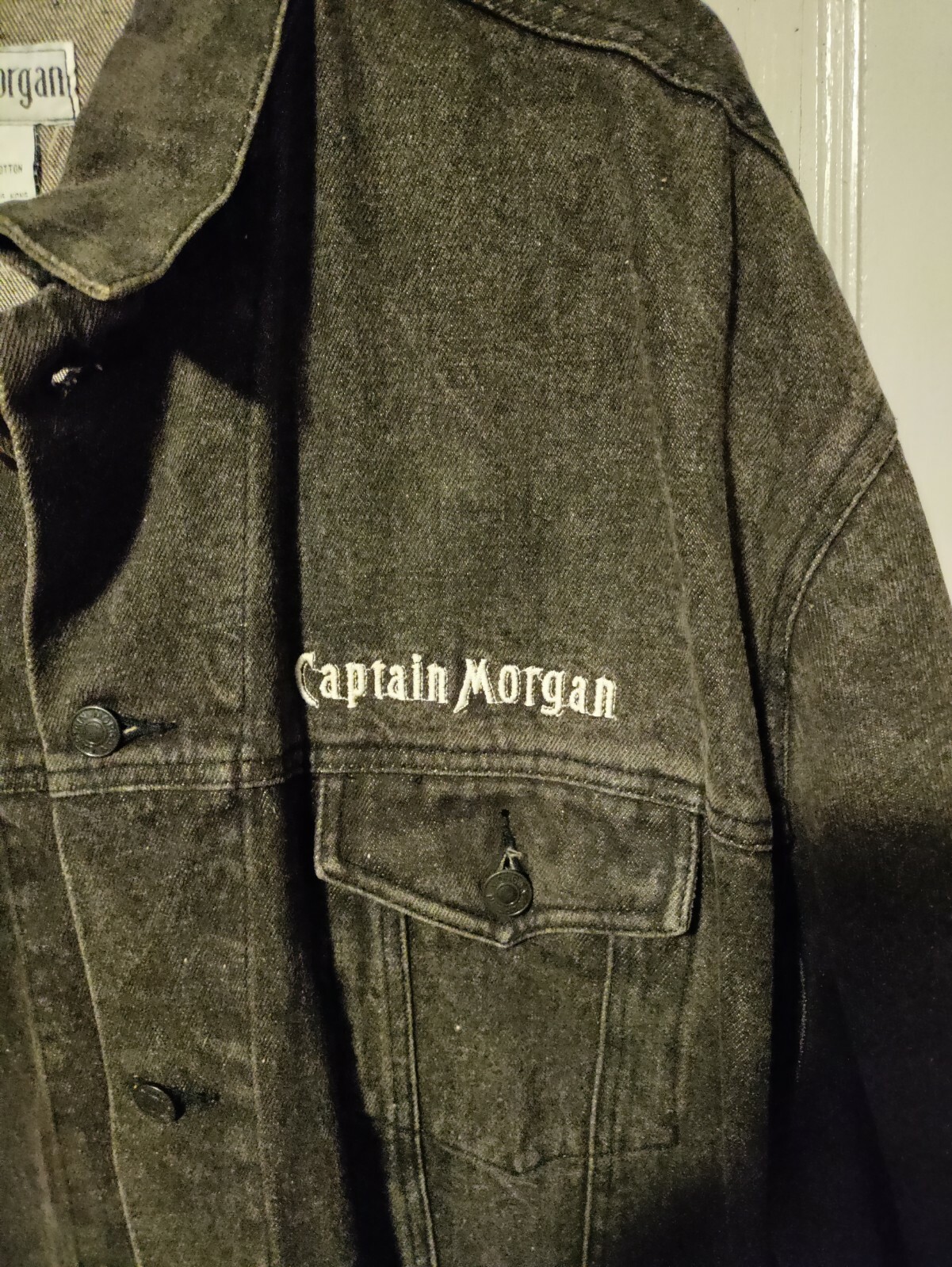 Captain Men's Vintage Black Denim Jacket Size … Gem