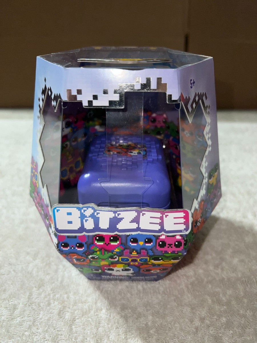Bitzee Interactive Toy Digital Pet and Case 15 Electronic Pets