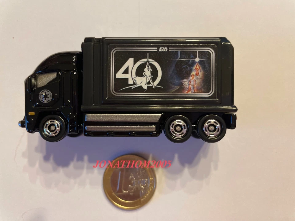 Tomica Takara Tomy Star Wars - Dark Vader Darth 40th Anniversario - Immagine 2 di 4