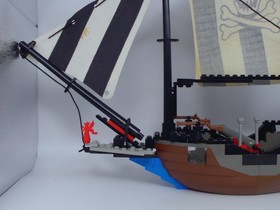 Lego Pirates Renegade Runner 6268 Complete with Instructions