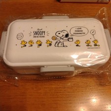Peanuts Snoopy Lunch Box 450ml Heat/Cold Resistant Used