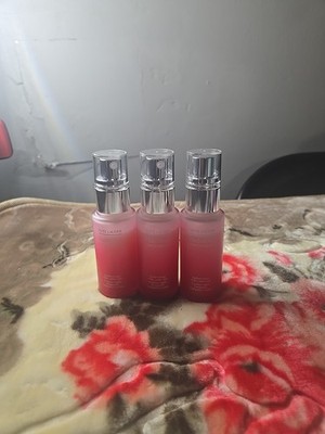 Ester Lauder Nutritious Super-Pomegranate Radiant Energy Lotion  Light