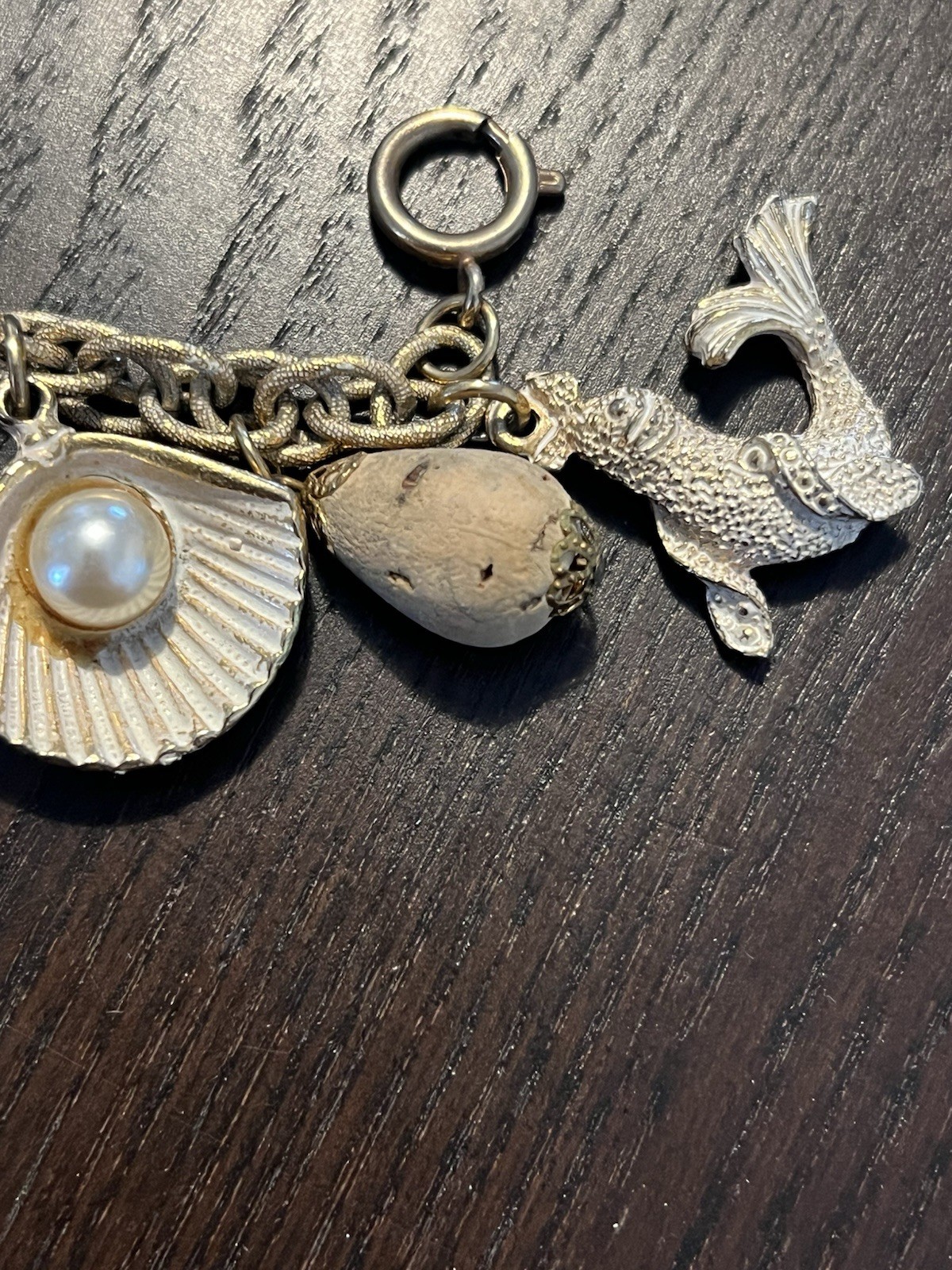 Unsigned HAR Hargo Bracelet Fish Shell Imitation … - image 3