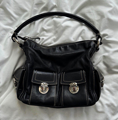 Marc Jacobs Women's Black Shoulder Bag Zip Closure Silver Hardware Inner Pockets