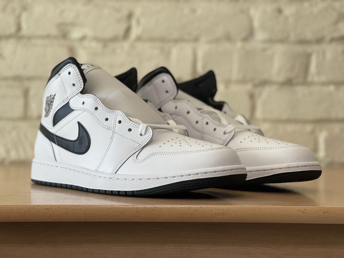 Nike Air Jordan 1 Mid Retro Men Size 12 White Black Panda Oreo