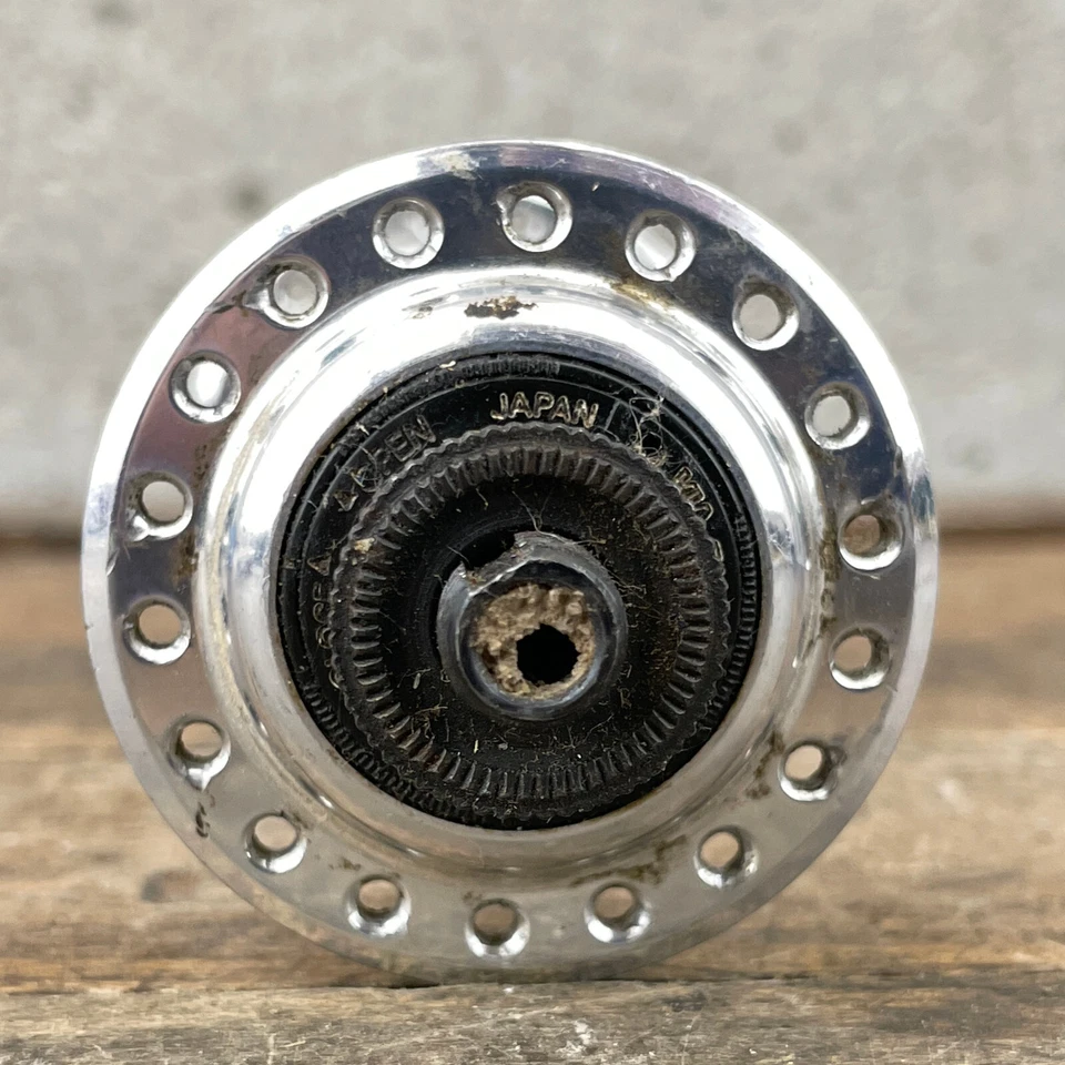 Vintage Shimano Dura Ace Front Hub 36 Hole 100 mm QR Quick Release 36h 7400 A4 - Image 4 of 4