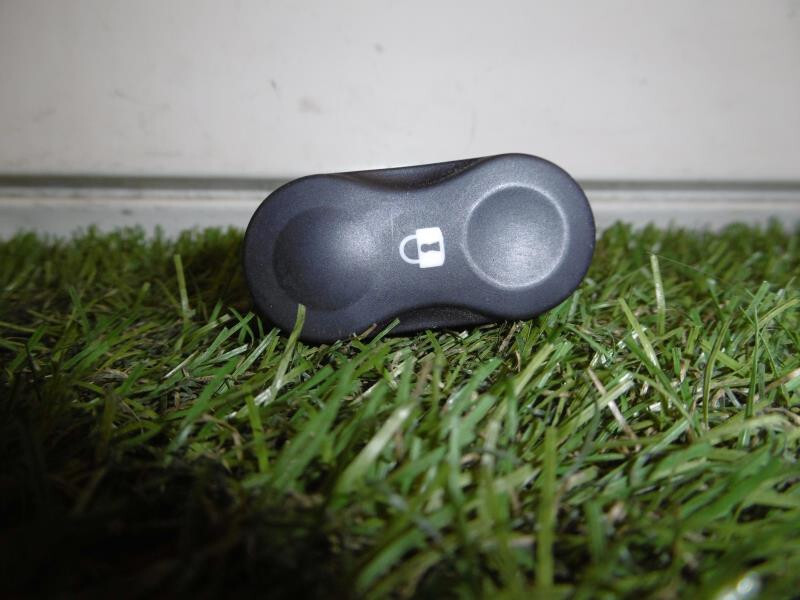 Auto Fensterheber Schalter Für Dacia LOGAN DUSTER SANDERO - OEM 8200602227 Ersatzteil