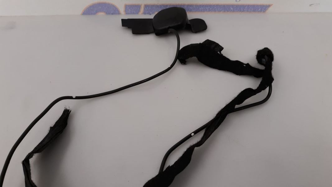 2017 MCLAREN 570 570S OEM NAVIGATION GPS ANTENNA 