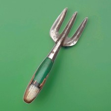 Vintage Skyline Hand Fork 🌿 B068 (Old Gardening Tool)