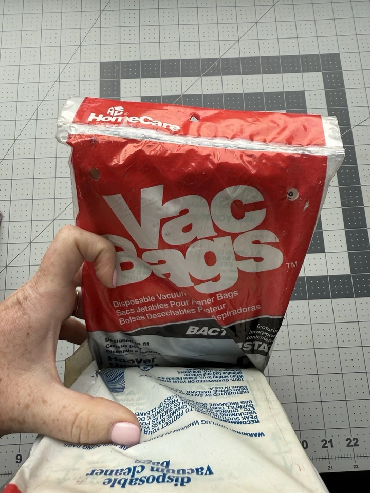 3 Packages Of 4 Type C Hoover Style Vacuum Bags, New In Packages - Image 4 of 4