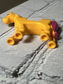 LEGO Animal Elves 93083c01pb14 Firebolt Horse Magenta Mane Tail Minifigure 41186