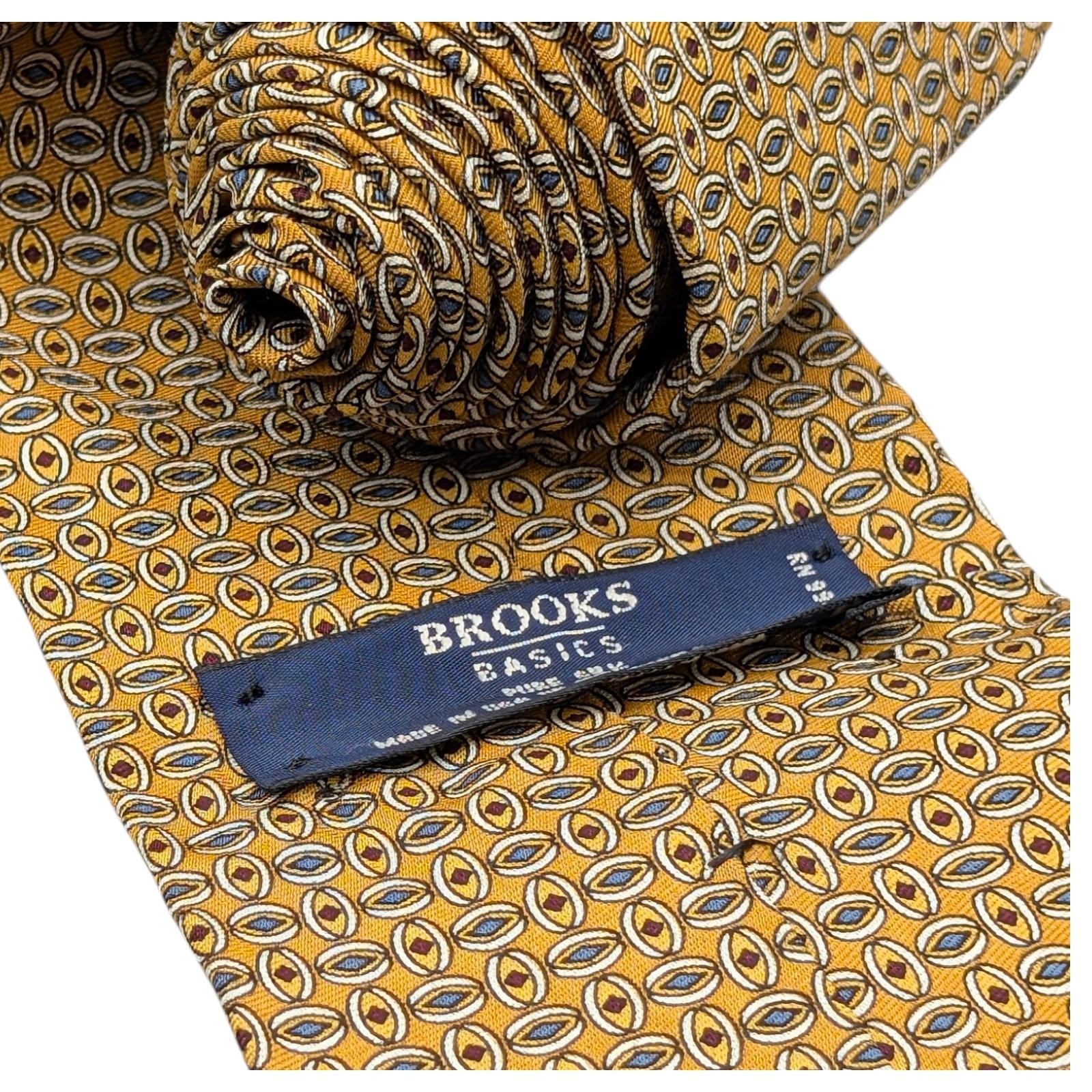Brooks Basics Tie 58" Gold Blue Neat Oval Medallions Silk Necktie Classic Formal thumbnail 4