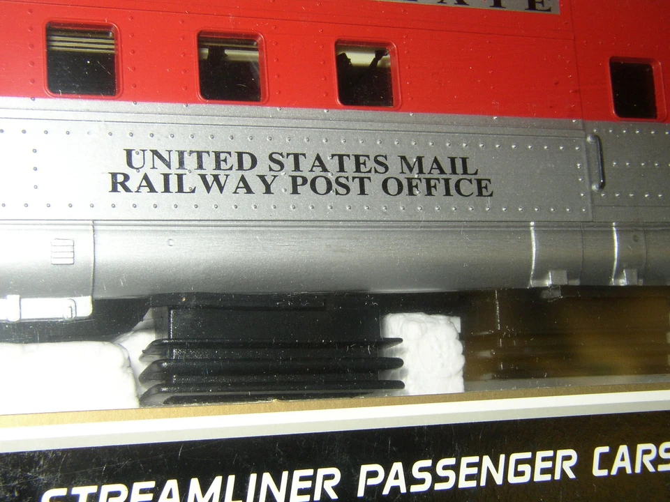5 K Line Streamline Golden Passenger Moon Outlook Nugget Baggage - Image 4 of 4