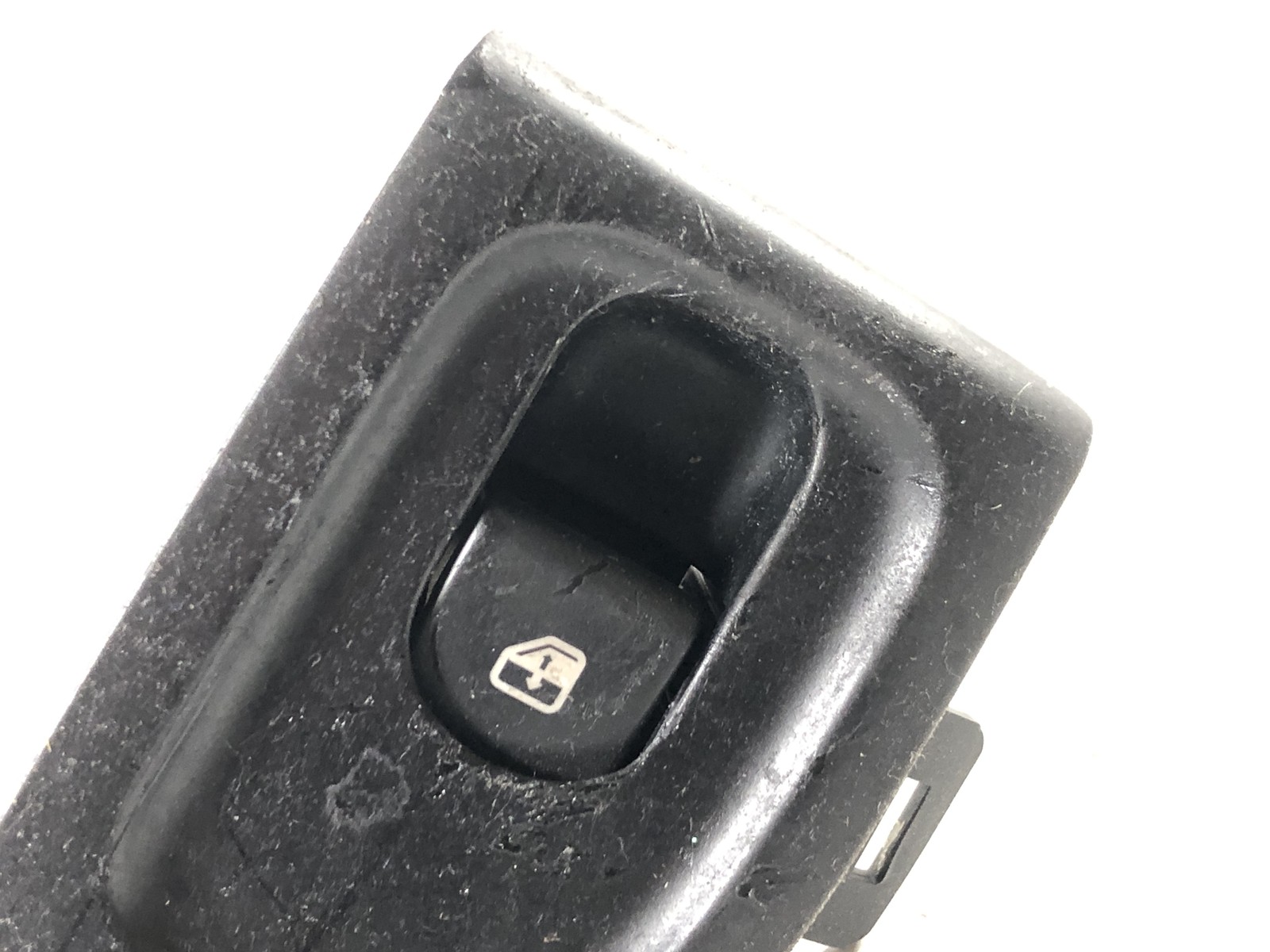 03-13 Maserati Quattroporte M139 Rear Left Power Window Button Switch