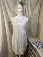 J. Crew  JCrew Seersucker Eyelet Shift Dress Blue & White Pockets 6 VGUC