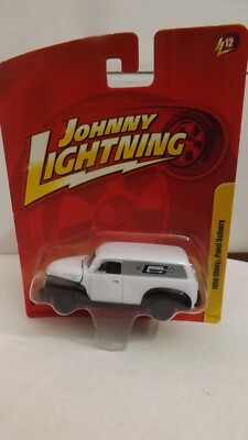 Johnny Lightning White 1950 Chevy Panel Delivery JL12  1/64 Scale