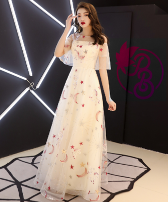 white mesh dress with gold stars Confte