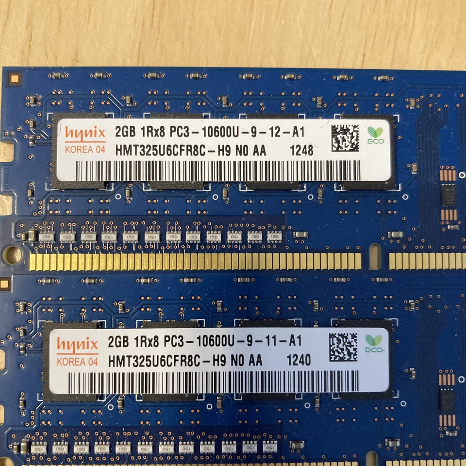 Hynix 5x2GB (10GB Total) 1Rx8 PC3 - 10600U - HMT325U6CFR8C - Image 4 of 4