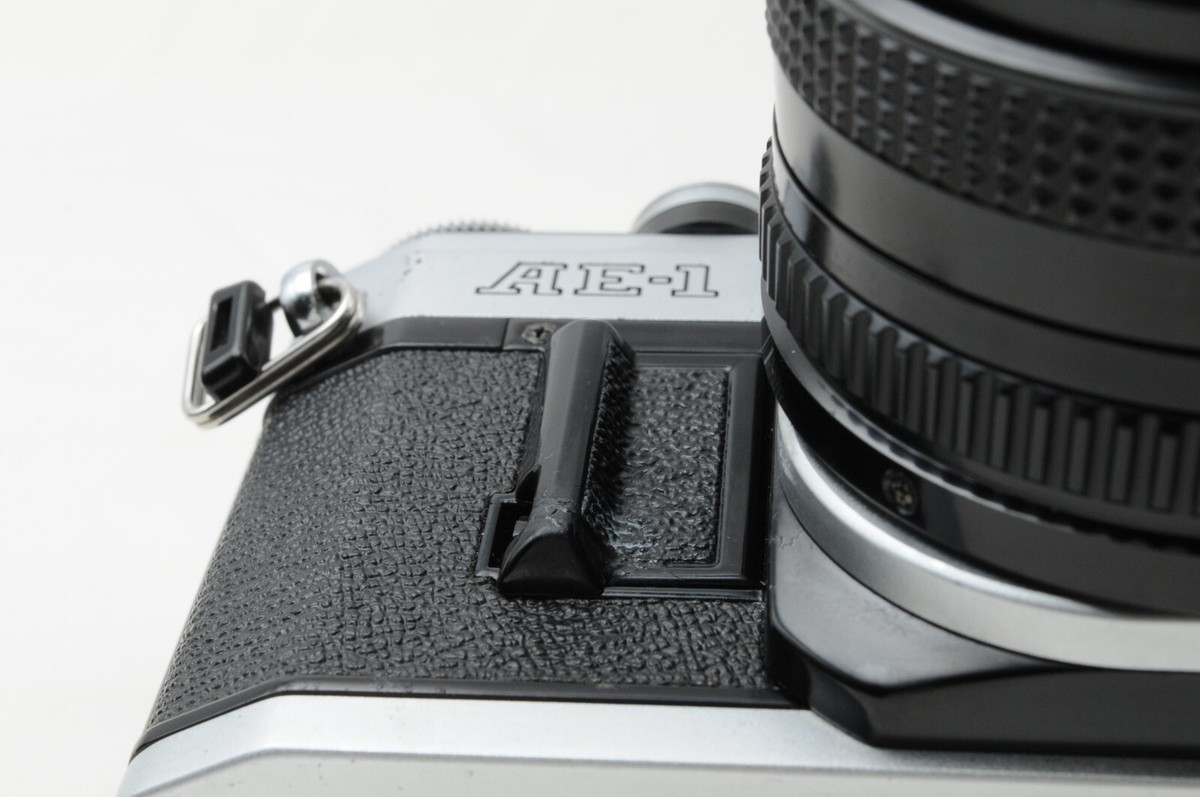 EXC+3] Canon AE-1 35mm Film Camera SLR NFD 50mm f/1.8 Lens 3051996