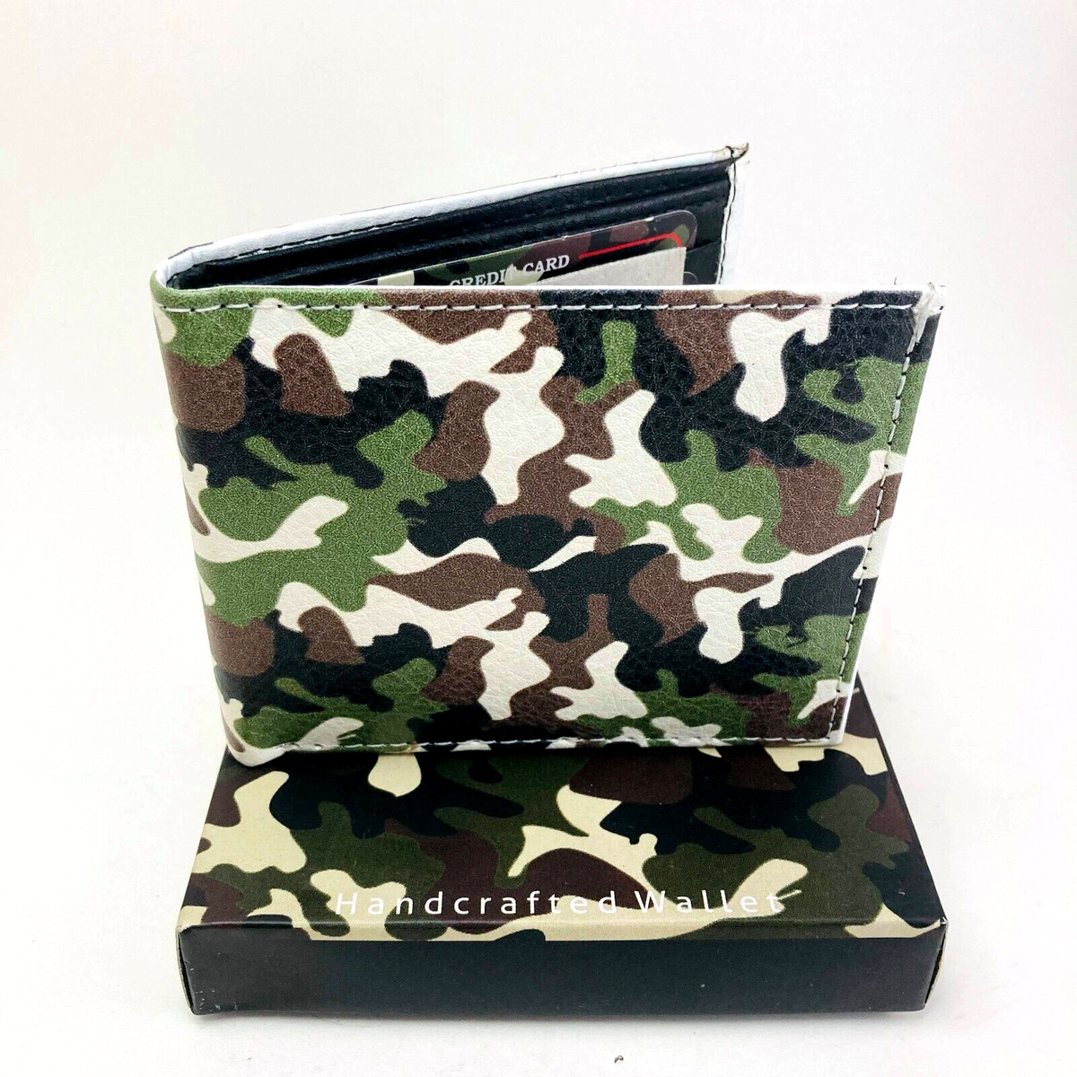 Men's Bi-fold Leather Wallet Green Camouflage Print Design in Gift