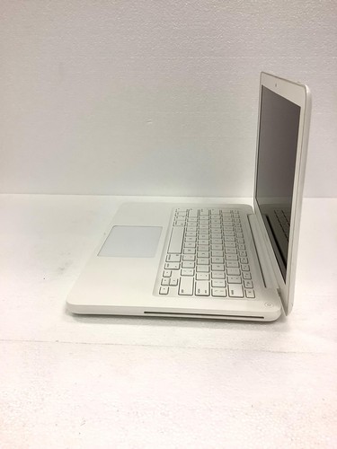 Apple Macbook 13'' A1342 Intel Core 2 Duo, 2.4Ghz Laptop w/250GB HD, 2GB Ram - Picture 14 of 20