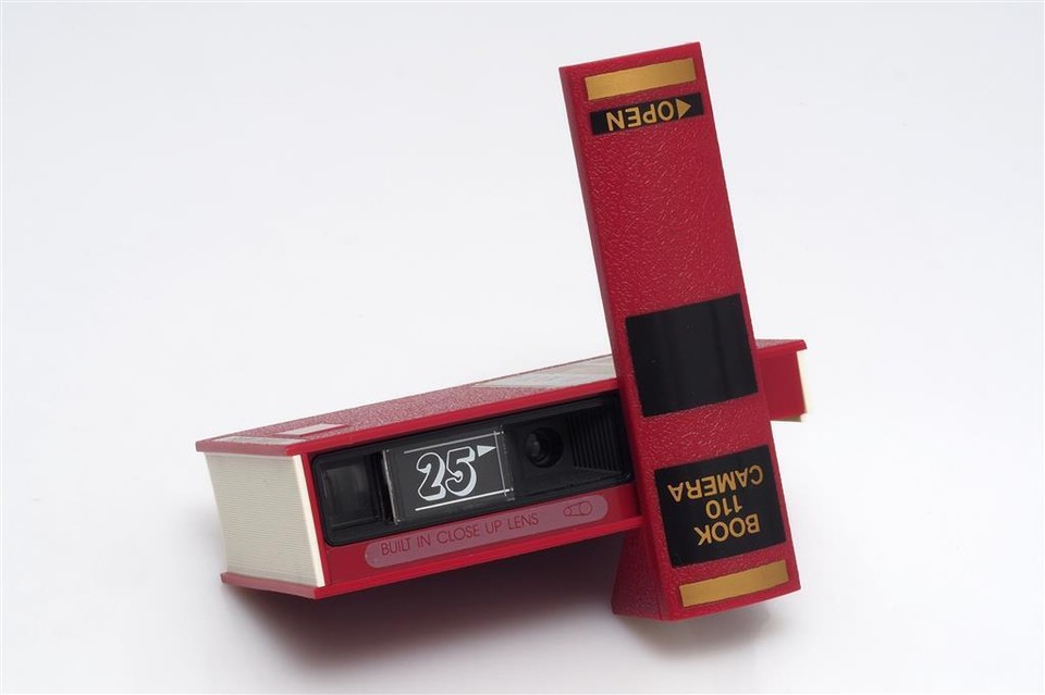 110 Pocket Film WEBSTER'S DICTIONARY BOOK CAMERA (1727535151) eBay