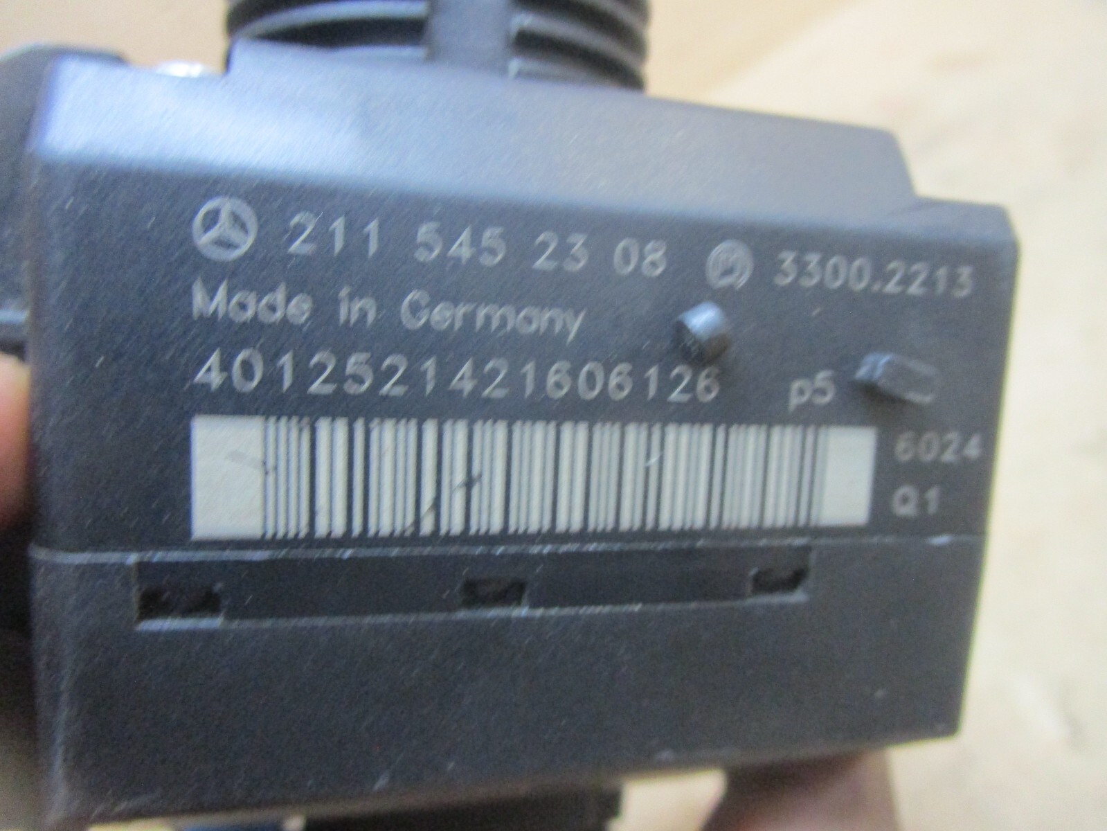 MERCEDES W211 E Class Smart Key Ignition Switch OEM 2115452308 F10  