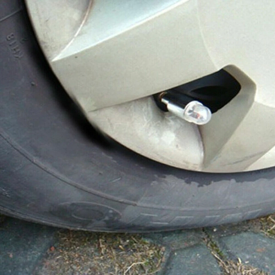 4 x Green LED Waterproof Car Wheel Decoration Light Tire Air Valve Stem Cap Lamp - Image 3 of 4