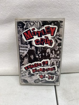 Motley Crue Decade of Decadence '81-'91 (Cassette 1991 Elektra Records) E4 61204