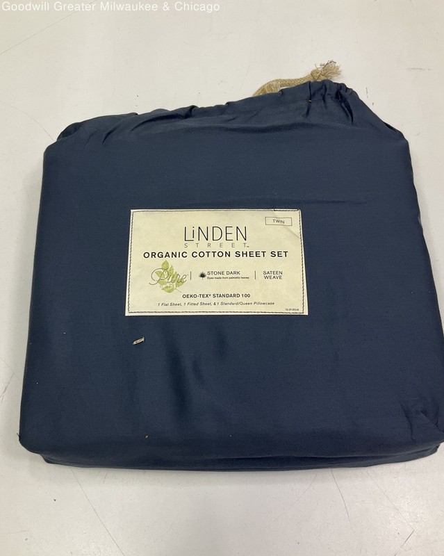 Linden Street Dark Blue Organic Cotton Sheet Set Twin Size