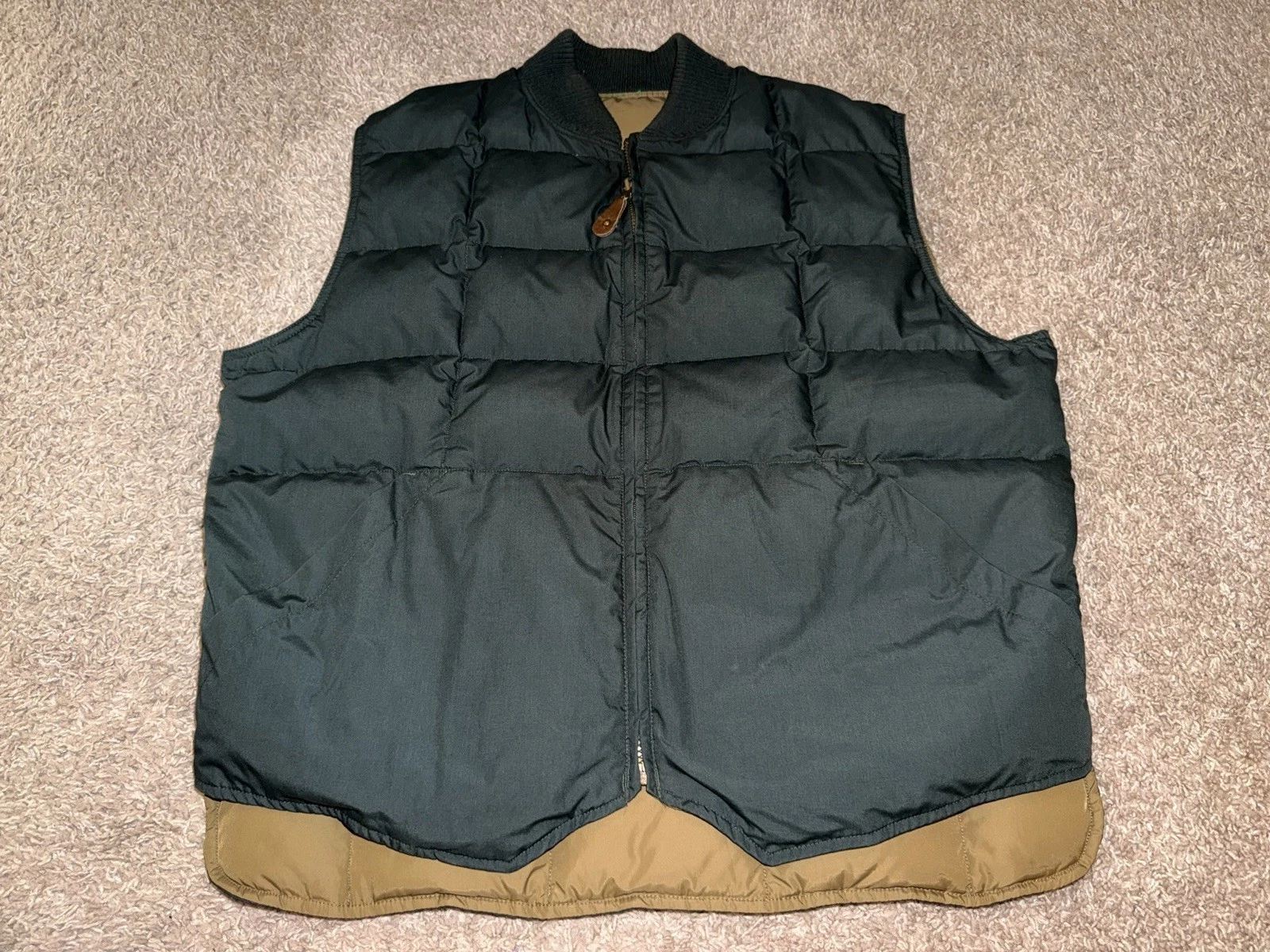 Vintage Eddie Bauer Reversible Goose Down Puffer Vest Green/Beige Mens L