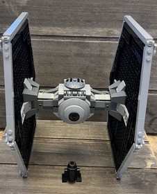 LEGO Star Wars TIE Fighter (9492) Build 100% Complete 1 Figure