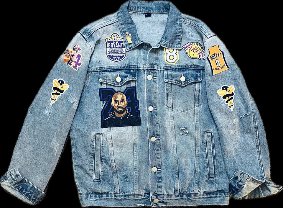 Chaqueta de mezclilla hecha a mano Kobe Bryant Tribute: retazos de mamba negros Lakers Foto 3 de 4