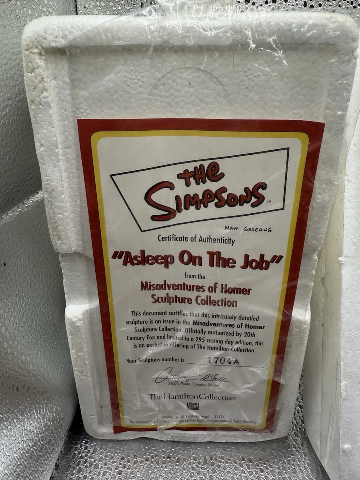Simpsons Missgeschicke von Homer Simpson Skulptur "Asleep On The Job" - Bild 2 von 4