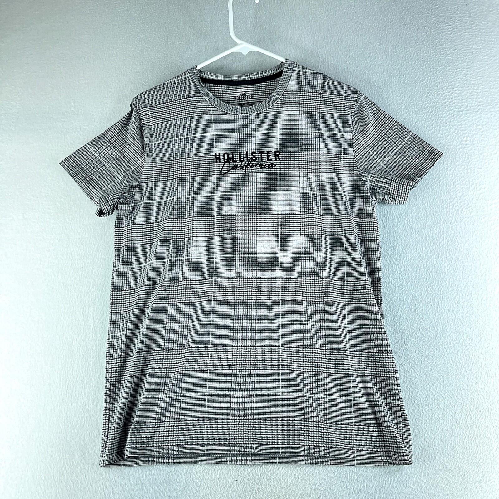 Hollister T-Shirt Plaid Size XS Short Sleeve Round Neck Cotton