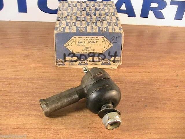 Barra de amarre de dirección Triumph TR4 TR4A Stanpart NOS 130904 ref.667-265 1962-1967 Foto 2 de 3