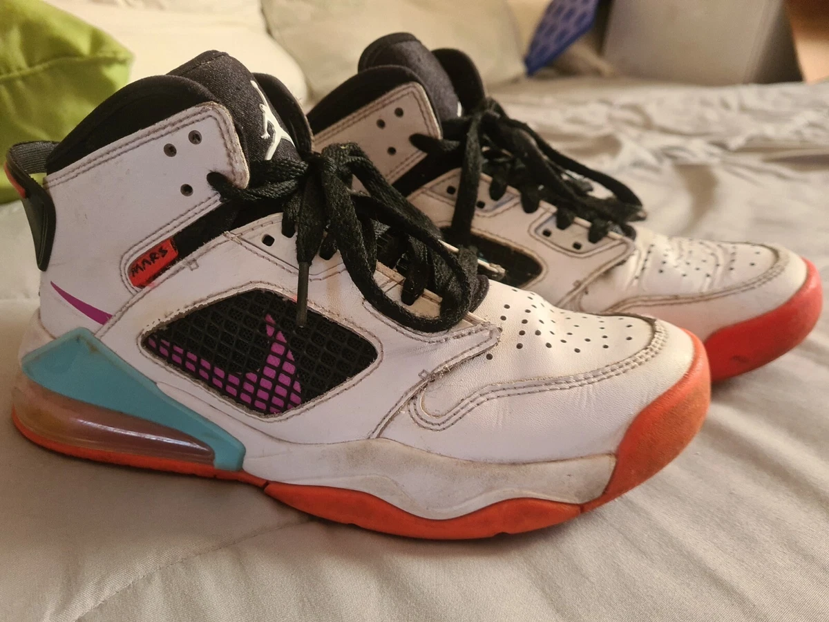 Nike Air Jordan Mars 270 GS White Hyper Violet Sneakers Shoes BQ6508 102 Boys 4Y