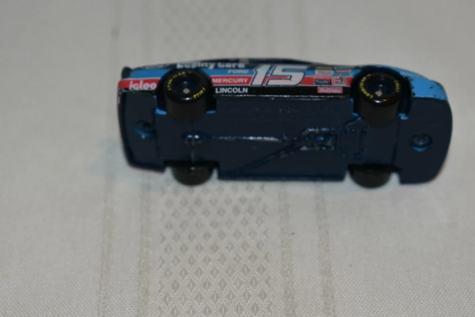Racing Champions 1992 azul #15 Ford Igloo cuidado de calidad, hecho en China Foto 4 de 4