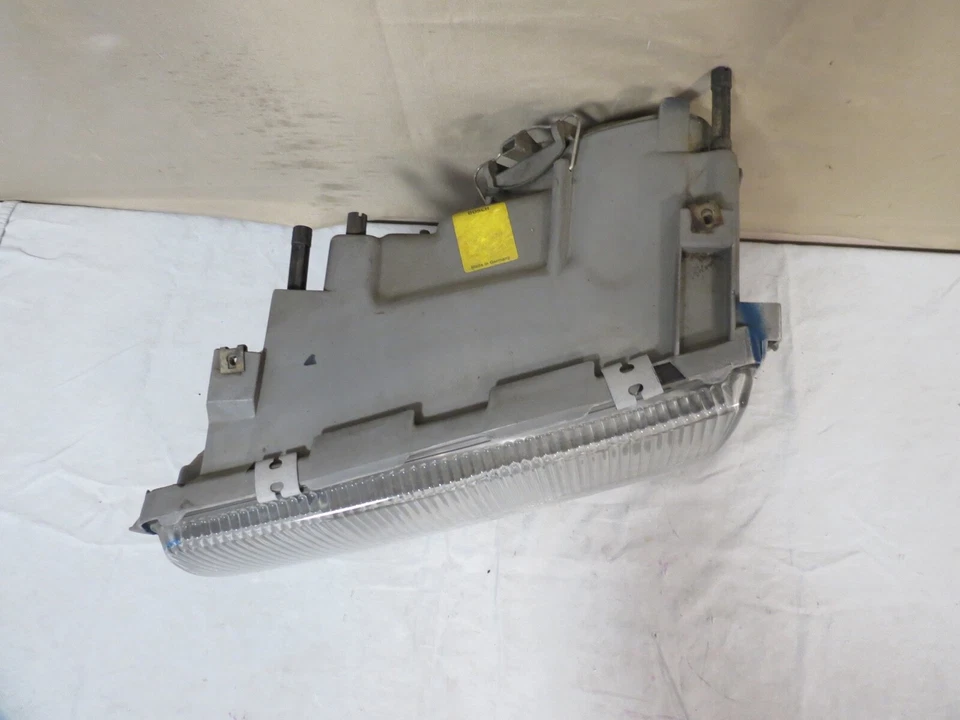 ✅ 81 82 83 84 85 86 87 88 89 90 91 Faro izquierdo mercedes w126 euro conductor oem Foto 2 de 4