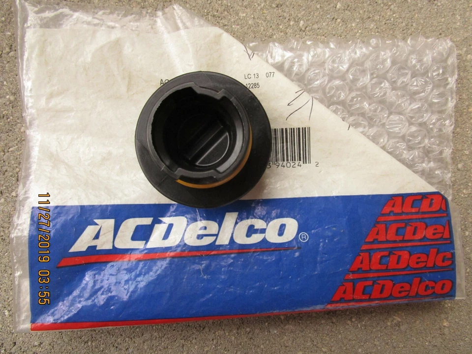 GM GMC BUICK CHEVY 12650076 ACDELCO FC-248 TAPA DE LÍQUIDO DE LLENADO DE ACEITE DE MOTOR FABRICANTE ORIGINAL NUEVO Foto 3 de 3