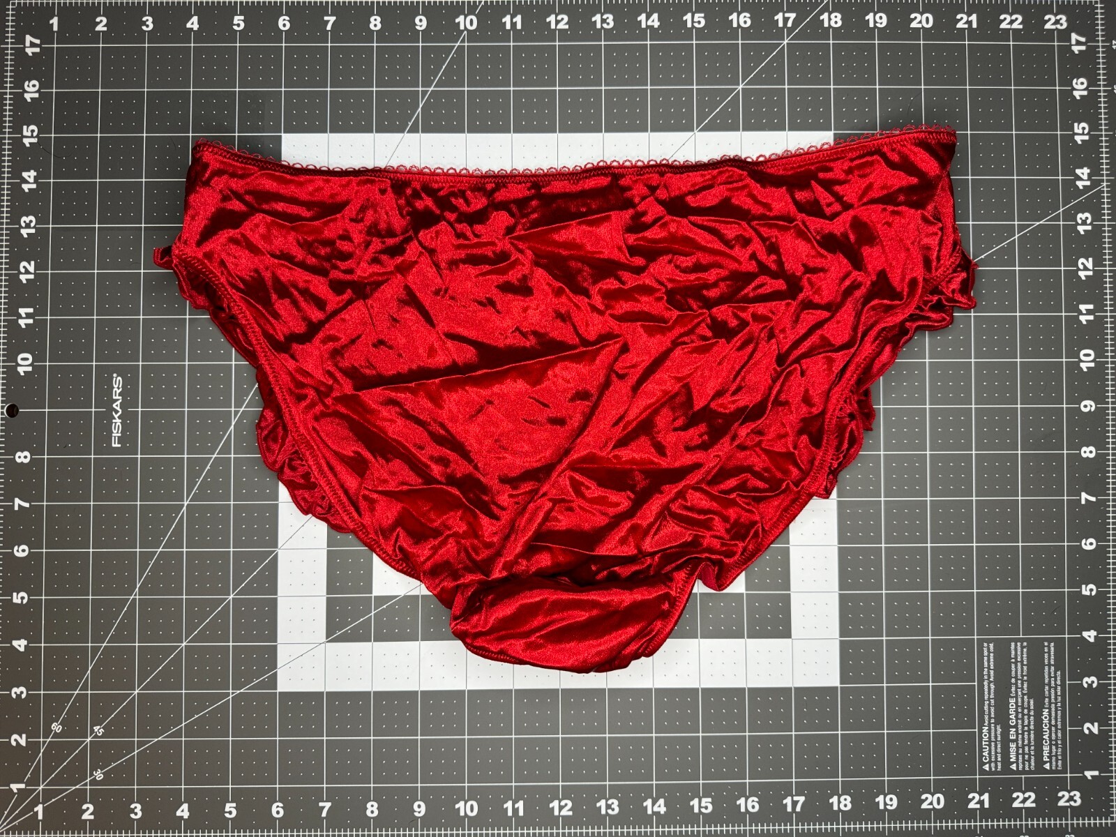 Vintage Cacique Shiny Slippery Satin Second Skin Bikinis Panties 22/24