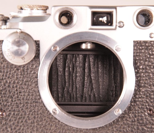 Late Model (1950) LEITZ Leica IIIc Camera, Converted to IIIf, with Case - Picture 8 of 10