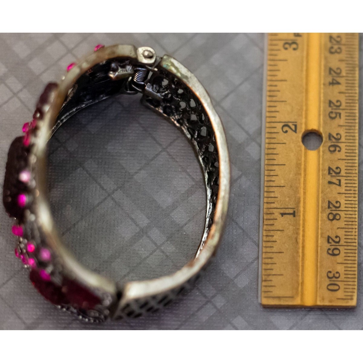 7 inch, Vintage Pink Faux Gems SIlver Tone Wavy Abstract