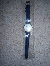 *NEU* Schöne Da. Armbanduhr -v. Kania- *NEU*